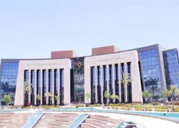 جامعة مصر للمعلوماتية تنظم حملة للتبرع بالدم بالتعاون مع التحالف الوطني للعمل الأهلي