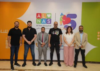 مستشفى الناس تستقبل وفد من سلسلة مطاعم قصر الكبابجي