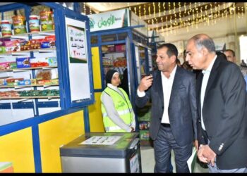 بحضور محافظ المنيا .. جمعية الأورمان تسلم 10 مشاريع أكشاك للأسر الأولى بالرعاية