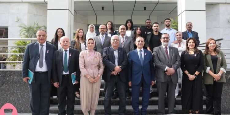 في شهر التوعية بسرطان الثدي.. رئيس أكاديمية العلوم والتكنولوجيا يزور مستشفى بهية 1 في شهر التوعية بسرطان الثدي..  رئيس أكاديمية العلوم والتكنولوجيا يزور مستشفى بهية