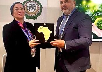 بنك التعمير والإسكان يحصد الجائزة الذهبية للتمويل الأخضر  في مؤتمر المناخ COP29 بأذربيجان