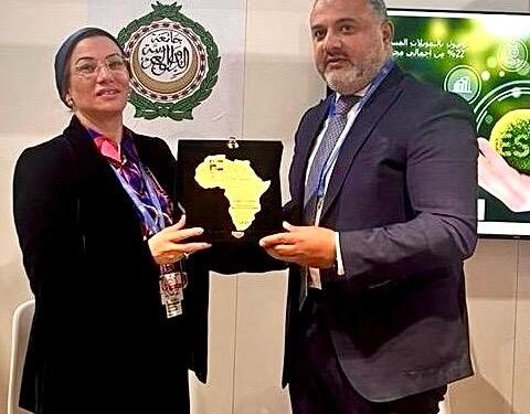 بنك التعمير والإسكان يحصد الجائزة الذهبية للتمويل الأخضر  في مؤتمر المناخ COP29 بأذربيجان