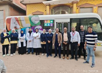 مستشفى الناس للأطفال تطلق قافلة طبية مجانية بالتعاون معe& Egypt في الفيوم