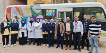 مستشفى الناس للأطفال تطلق قافلة طبية مجانية بالتعاون معe& Egypt في الفيوم