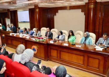 جلسة دور المؤثرين وصناع المحتوي في تحقيق أهداف التنمية المستدامة بمؤتمر كلسة الإعلام جامعة 6 أكتوبر