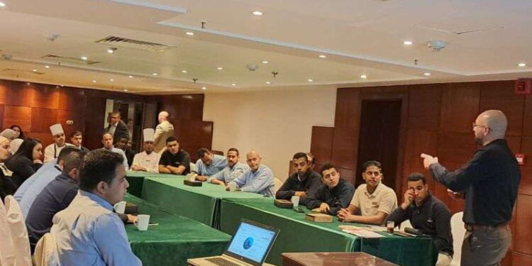 فندق ماريوت بيتش الغردقة يواصل دعمه لأطفال 57357 ضمن حملة ” هنكمل معاكم”