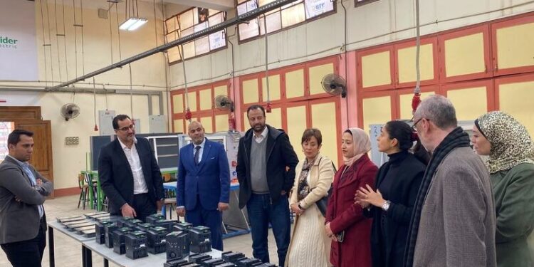 المعهد الأوروبي للتعاون والتنمية مصر يعلن عن الافتتاح الرسمي لتخصص الأتمتة الصناعية في مدرسة إلكترو مصر 1 المعهد الأوروبي للتعاون والتنمية مصر يعلن عن الافتتاح الرسمي لتخصص الأتمتة الصناعية في مدرسة إلكترو مصر