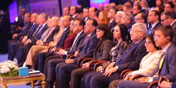 وزيرة التضامن تشهد توقيع بروتوكول للربط بين منظومات التأمين الصحي الشامل ومنظومات شبكة الحماية الاجتماعية 1 وزيرة التضامن تشهد توقيع بروتوكول للربط بين منظومات التأمين الصحي الشامل ومنظومات شبكة الحماية الاجتماعية