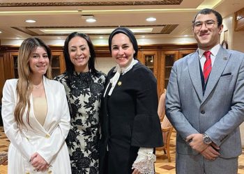 إطلاق اسم “جدتي” على مبادرة دمج كبار السن مع الأطفال الأيتام برعاية مايا مرسي