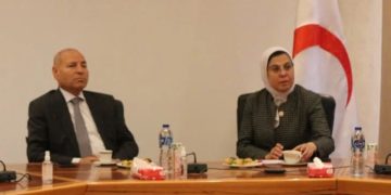 جمعية الهلال الأحمر المصري تستقبل محافظ القاهرة