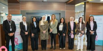 المدير التنفيذي لشركة مرسيدس يزور مستشفى بهية في الشيخ زايد