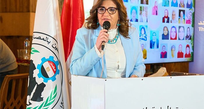 نور الزيني: مشاركة بنك قناة السويس في احتفالية تكريم الأمهات المثاليات تأتي من إيمانه العميق بدور المرأة 1 نور الزيني: مشاركة بنك قناة السويس في احتفالية تكريم الأمهات المثاليات تأتي من إيمانه العميق بدور المرأة