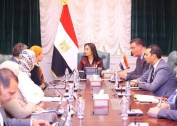 وزيرة التضامن تبحث تنسيق الجهود لتطوير مؤسسات الرعاية الاجتماعية مع مؤسسة حياة كريمة وويل سبرنج