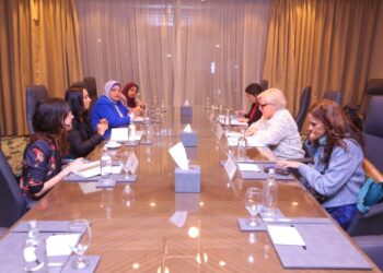 وزيرة التضامن تلتقي وزيرة العمل والصحة والتضامن وشئون العائلة الفرنسية