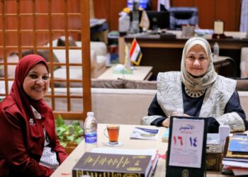مستشارة شيخ الأزهر تبحث مع مسؤولي وزارة السياحة تسهيل زيارات الطلاب الوافدين للمعالم الأثرية