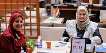 مستشارة شيخ الأزهر تبحث مع مسؤولي وزارة السياحة تسهيل زيارات الطلاب الوافدين للمعالم الأثرية