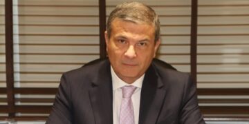 وزير الزراعة يوجه الأجهزة المعنية بالوزارة بالتدخل العاجل والسريع لمساعدة المزارعين المتضررين من الأمطار 