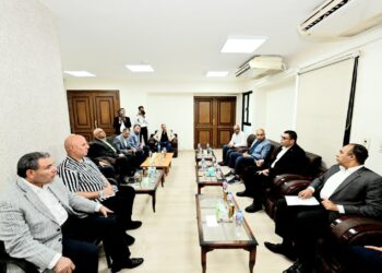 وزير الإسكان ومحافظ المنيا يتابعان سير العمل بمنظومتي مياه الشرب مشروعات “حياة كريمة”