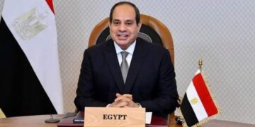 السيسي: الأعباء ثقيلة والتحديات جسيمة ولكننا لن نحيد عن طموحتنا في وطن كريم