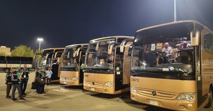 التضامن الاجتماعي: استلام 283 حافلة مطابقة للمواصفات الفنية استعداداً لتصعيد الحجاج إلى عرفات 1 التضامن الاجتماعي: استلام 283 حافلة مطابقة للمواصفات الفنية استعداداً لتصعيد الحجاج إلى عرفات