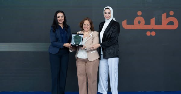 لسشيشلسش