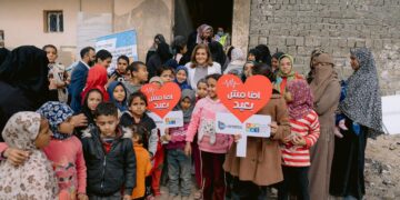 بنك قناة السويس يُنظم زيارة لمستشفى “الناس” لمشاركة 22 حالة فرحة شفاءهم وتوزيع هدايا على المرضى والأطفال