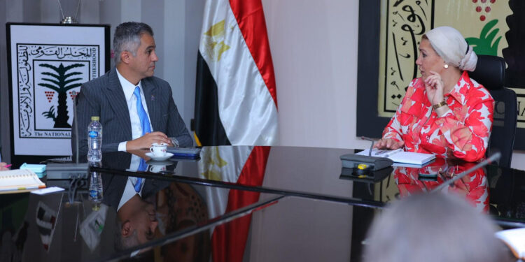 رئيسة المجلس القومي للطفولة تستقبل وفدًا من مؤسسة "شباب القادة" لبحث سبل التعاون وتمكين النشء 1 رئيسة المجلس القومي للطفولة تستقبل وفدًا من مؤسسة “شباب القادة” لبحث سبل التعاون وتمكين النشء