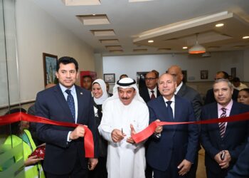 وزير الشباب يسلم عقود دعم 82 مشروعًا إنتاجيًا للأسر الأولى بالرعاية في الاميرية بالتعاون مع جمعية حنان الدنيا