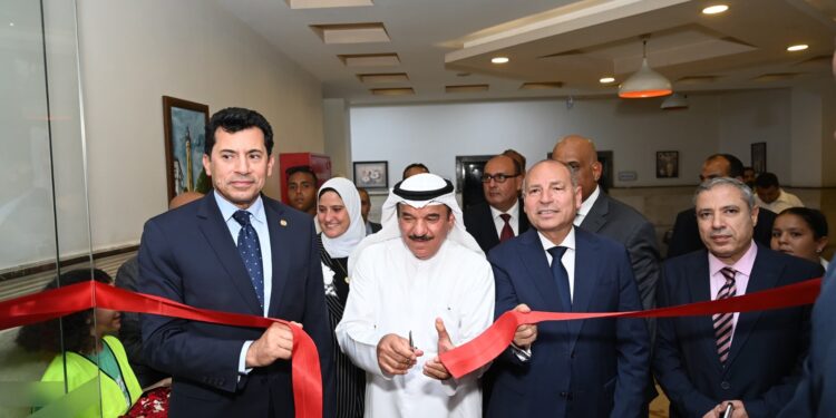 وزير الشباب يسلم عقود دعم 82 مشروعًا إنتاجيًا للأسر الأولى بالرعاية في الاميرية بالتعاون مع جمعية حنان الدنيا 1 وزير الشباب يسلم عقود دعم 82 مشروعًا إنتاجيًا للأسر الأولى بالرعاية في الاميرية بالتعاون مع جمعية حنان الدنيا