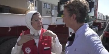 الهلال الأحمر المصري يكشف عن مساعدات طبية مُصادق عليها تعرقلت بعد التفتيش