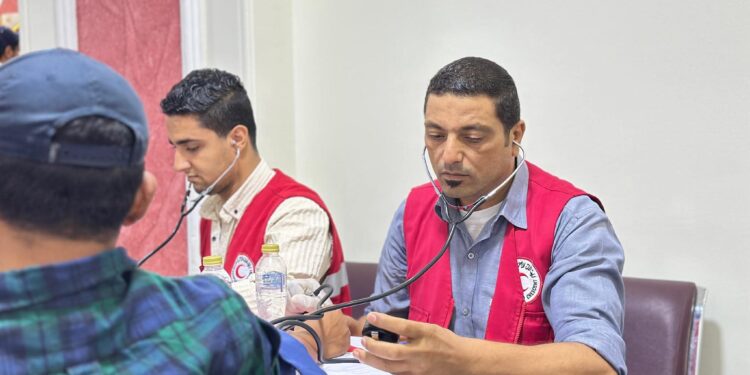 الهلال الأحمر المصري يٌطلق حملة للتبرع بالدم بالتعاون مع سفارة إندونيسيا احتفالًا بالذكرى الـ 80 لاستقلال جمهوريتها