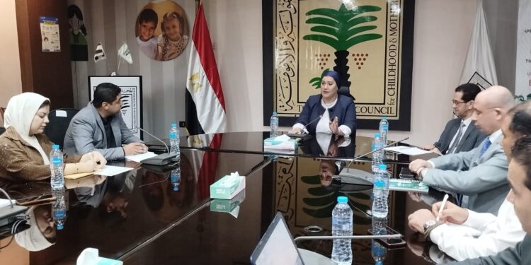 رئيسة القومي للطفولة والأمومة تلتقي وفد من الاتحاد المصري للكيانات الشبابية