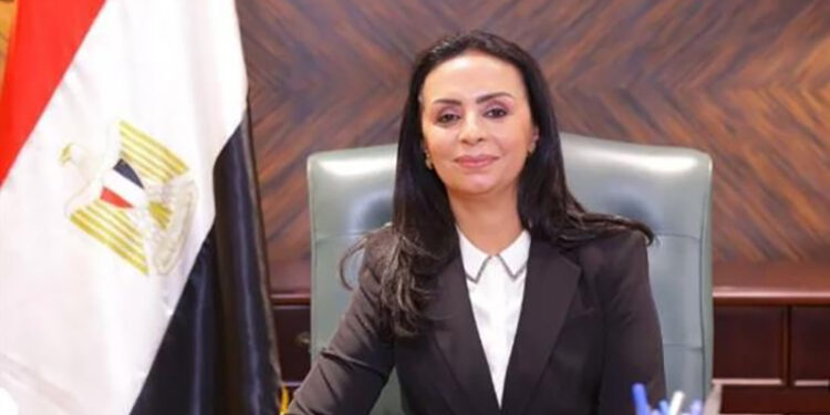 وزيرة التضامن الاجتماعي تصدر قرارًا بتكليف الدفعة 105 من خريجي الجامعات لأداء الخدمة العامة لمدة عام