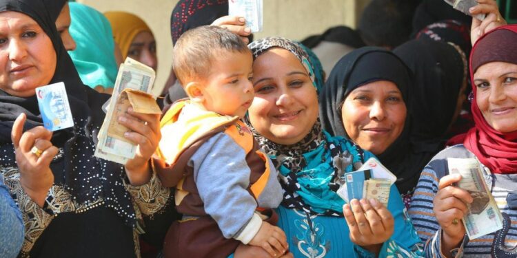 تكافل وكرامة والحماية الاجتماعية.. توجيهات رئاسية عاجلة للحكومة 1 تكافل وكرامة والحماية الاجتماعية.. توجيهات رئاسية عاجلة للحكومة