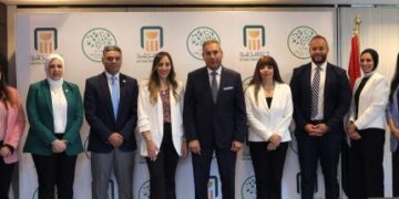 البنك الأهلي المصري ومؤسسة مرفت سلطان يطلقان مبادرة “مصر في عيونا” لمكافحة أمراض العيون
