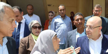 محافظ بني سويف يشهد ختام القافلة الطبية لأمراض العيون بالتعاون مع مؤسسة غيث للتنمية