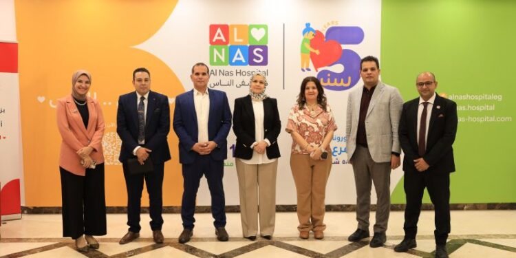 رئيس مصلحة الضرائب: "مستشفى الناس نموذج مشرف للرعاية الصحية المجانية على أعلى مستوى" 1 رئيس مصلحة الضرائب: “مستشفى الناس نموذج مشرف للرعاية الصحية المجانية على أعلى مستوى”