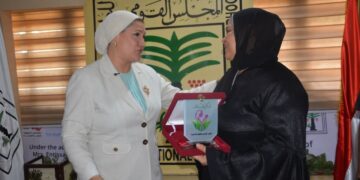 رئيسة القومي للطفولة والأمومة تكرم الطفلة “هايدي” وتنصبها سفيرة المجلس للرحمة تقديرًا لموقفها النبيل