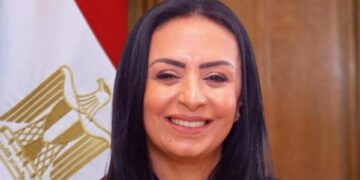 التضامن: خطوط الوزارة الساخنة تستقبل 153 ألف اتصال ما بين استفسارات وطلبات وشكاوى