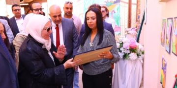 وزيرة التضامن تفتتح تطوير ورفع كفاءة دور “أبي” و”أمي” بالباقيات الصالحات لرعاية كبار السن ومرضى ألزهايمر