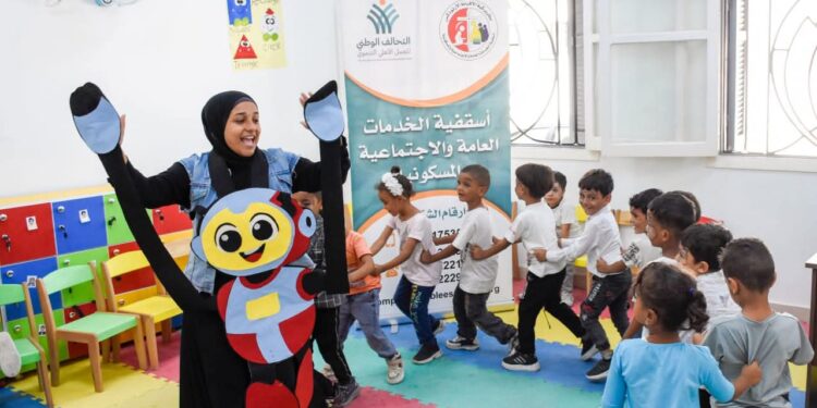 أسقفية الخدمات العامة عضو التحالف الوطني تنظم احتفالية “Colors Day” للأطفال بحضانة براعم مصر بقنا