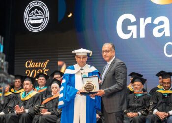 بنك ناصر الاجتماعي يشارك في احتفالية تخرج طلاب مدينة زويل للعلوم والتكنولوجيا