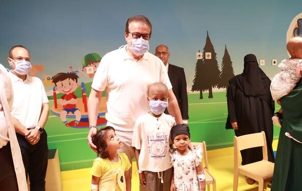 وزير الصحة والسكان يرافقه محافظ الأقصر يتفقدان مستشفى شفاء الأورمان 1 وزير الصحة والسكان يرافقه محافظ الأقصر يتفقدان مستشفى شفاء الأورمان