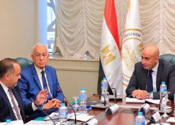 وزير التربية والتعليم يلتقي بوفد من مؤسسة “مصر الخير” لبحث تعزيز التعاون
