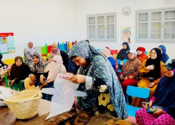 صُنّاع الحياة عضو التحالف الوطني للعمل الأهلي التنموي تنفذ ورشة مشغولات يدوية بقرى مركز الفرافرة بالوادي الجديد