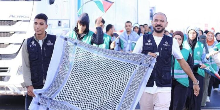 قافلة التحالف الوطني لدعم غزة رقم 12 تنطلق من مصر محملة بالأمل والإغاثة الإنسانية