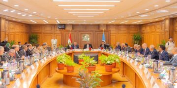 المجلس الأعلى لشئون التعليم والطلاب يستعرض منصة “إنسان” للعمل التطوعي خلال اجتماعه بجامعة السويس