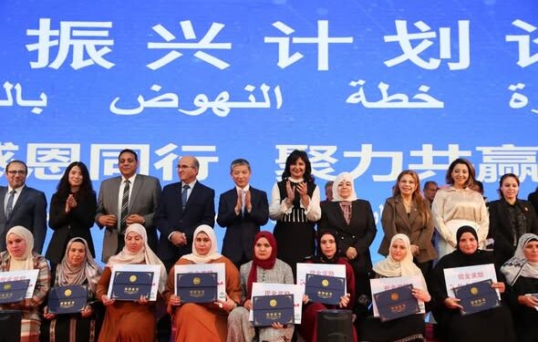 التحالف الوطني والسفارة الصينية وشركة “نيو هوب” يحتفلون بنجاح المرحلة الأولى من مبادرة “أمل جديد”