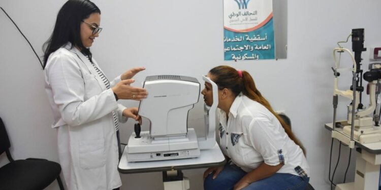 أسقفية الخدمات العامة والاجتماعية تنفذ حملة للكشف البصري بقرية سلامون بمحافظة سوهاج