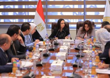 وزيرتا التضامن والتنمية المحلية تبحثان دعم جهود الهلال الأحمر المصري وبعض الملفات المشتركة